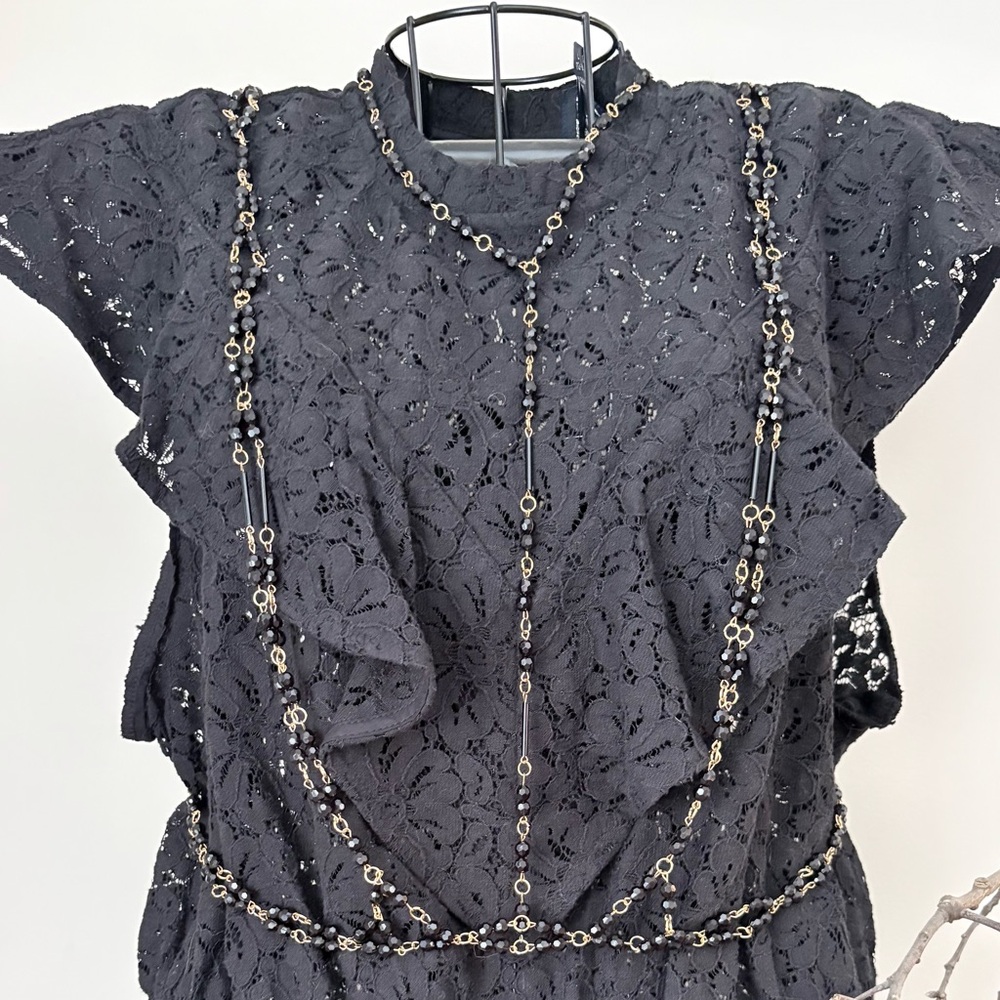 Black Bead with Gold Chain Accent